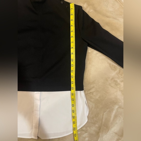 Theory size S , Black Cropped Jacket with White Shirt Layer 100% cotton - Picture 10 of 13